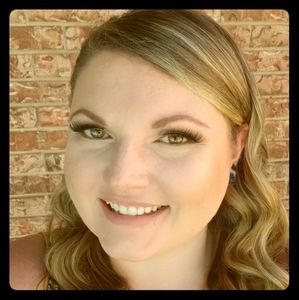 Meet your Posher, Lindsay